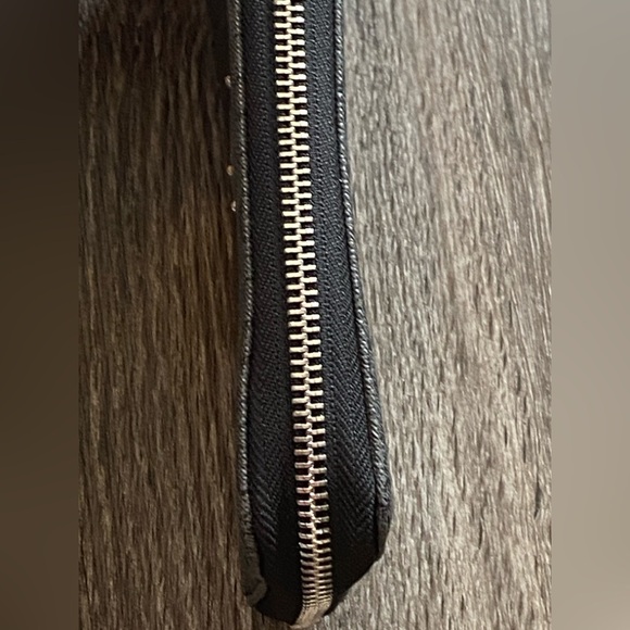 Guess Black Leather Logo Wallet - Picture 4 of 10